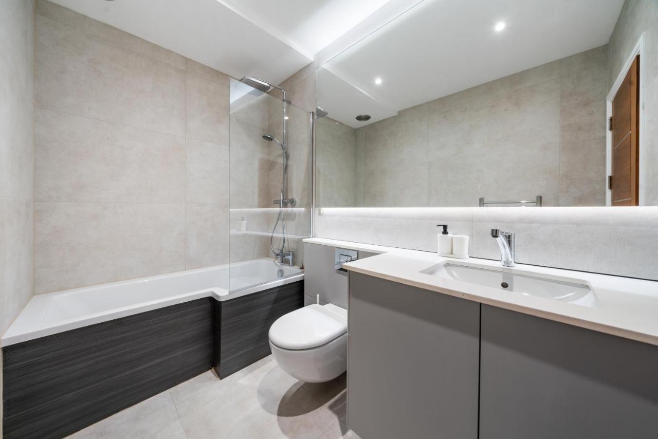 Ferienhaus Modern Townhouse With Cinema In Se1 *
